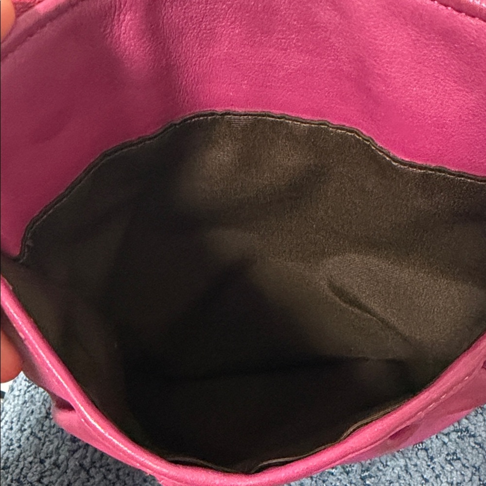 COACH Ashley Crossbody Pink Leather
Swingpack Shoulderbag Purse - Picture 7 of 10